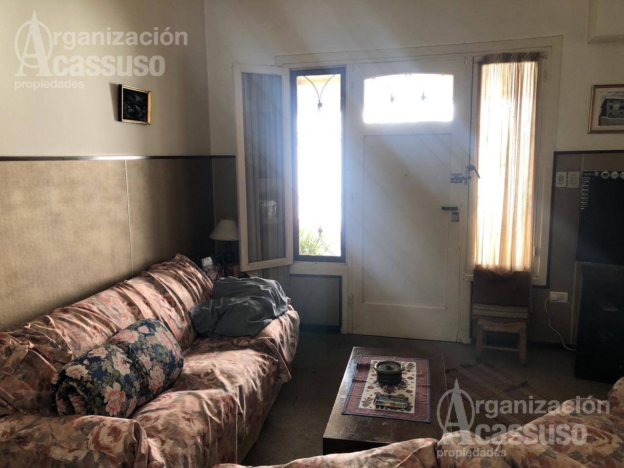 Foto de VENTA Casa con Locales en Martínez Alto, imagen 4