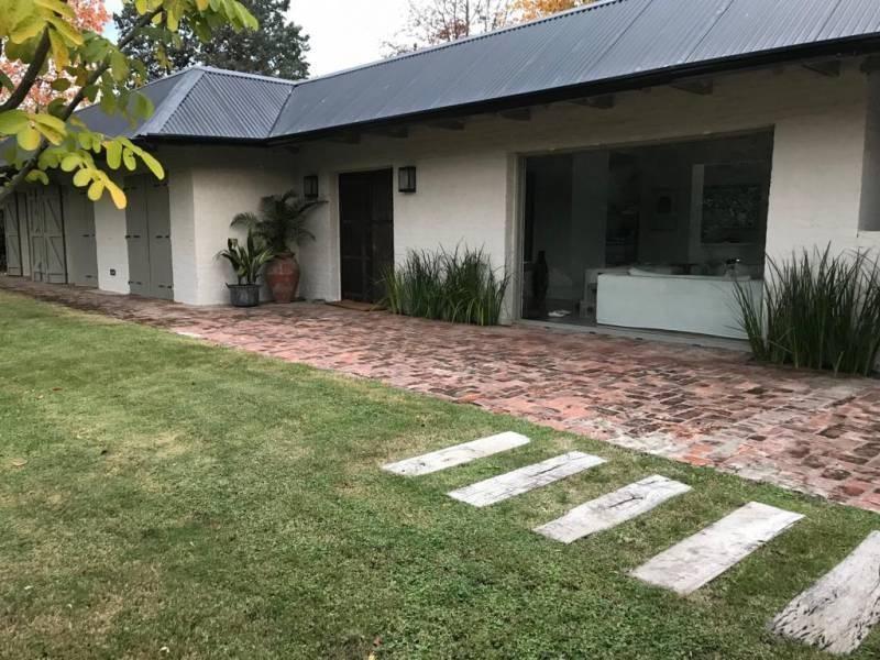 Casa  en Venta en Carmel CC, Pilar, G.B.A. Zona Norte