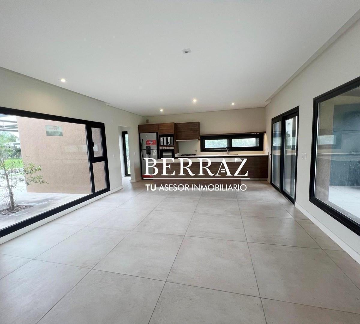 Casa Venta 3 Dormitorios Haras Santa Maria Lote de 639 m2 Escobar
