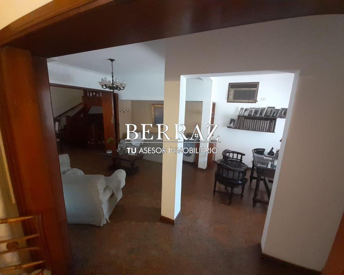 Foto de Casa Venta Pilar Centro ideal para fideicomisos, zona UCA, imagen 3