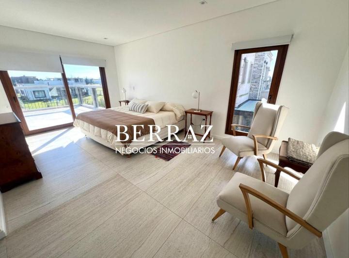 Casa Alquiler Temporal 4 Dormitorios Barrio Haras Santa Maria Lote de 950 m2 Escobar 4