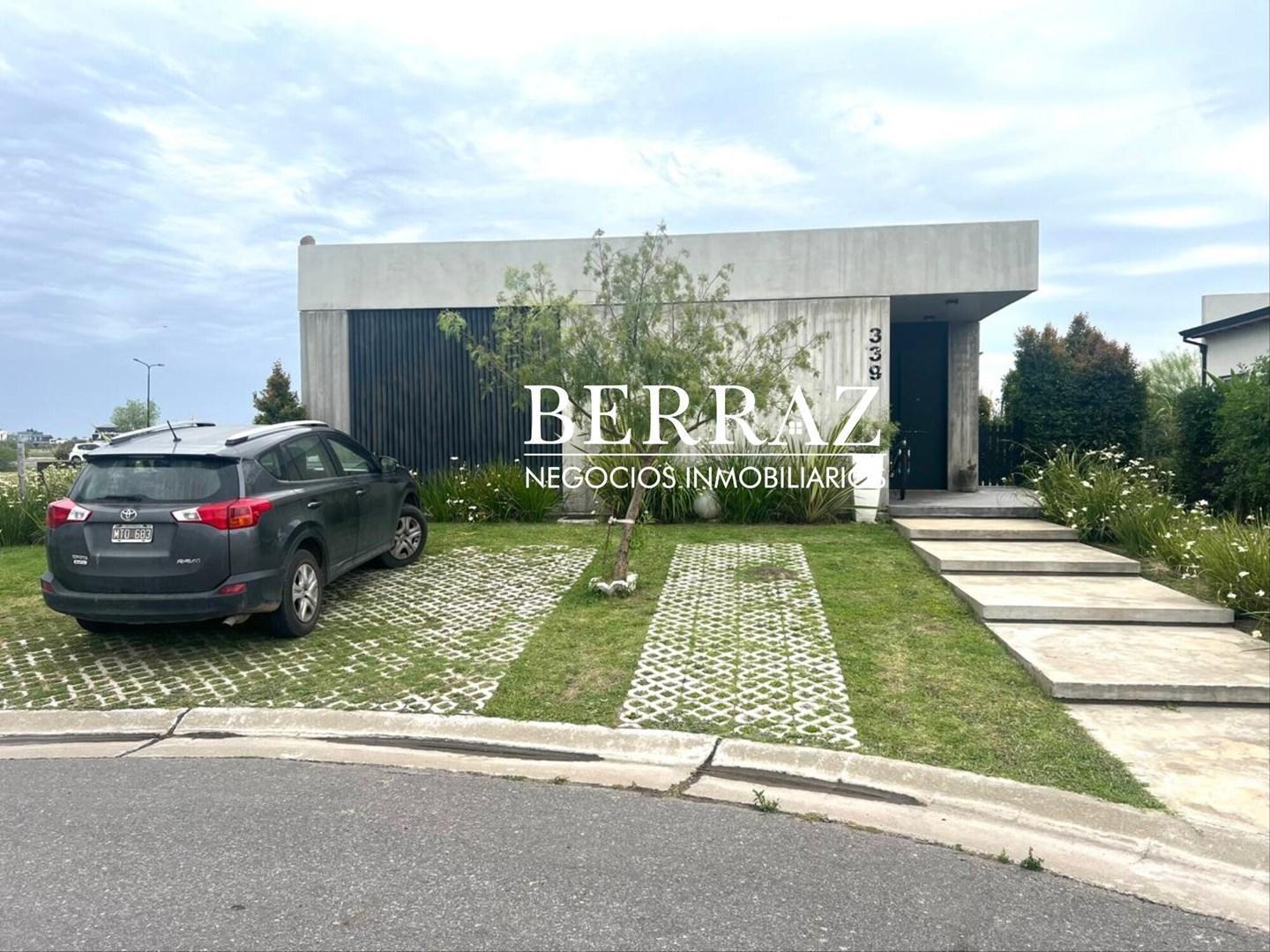 Casa Alquiler Temporario 3 Dormitorios Barrio San Sebastian Lote de 800 m2 Escobar