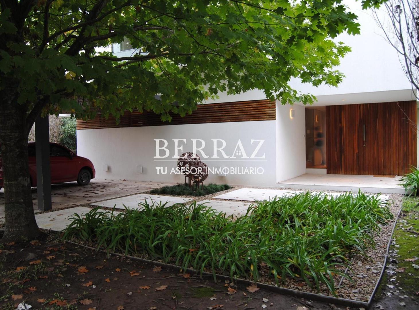 Casa venta 6 ambientes en Ayres de Pilar lote de 600 m2