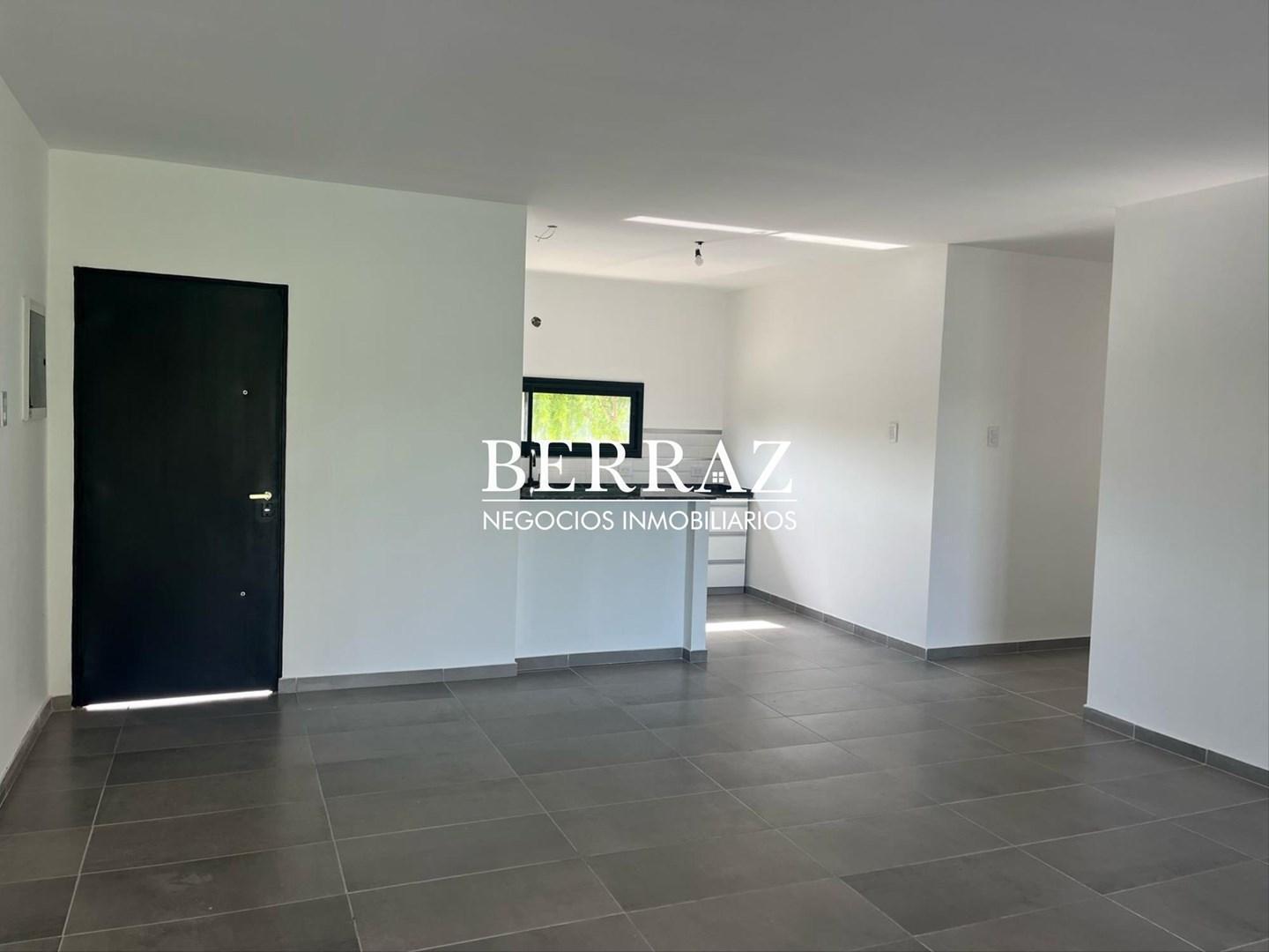 Casa Venta 3 Dormitorios Barrio San Ramon Lote de 480 m2 Pilar del Este