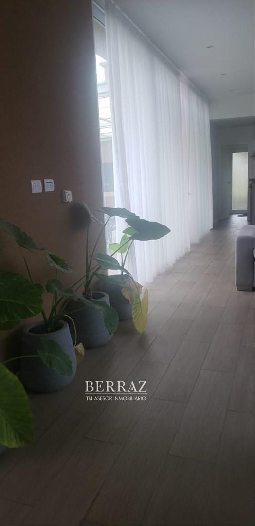 Casa venta 5 ambientes en Santa Elena Pilar del Este lote de 580 m2
