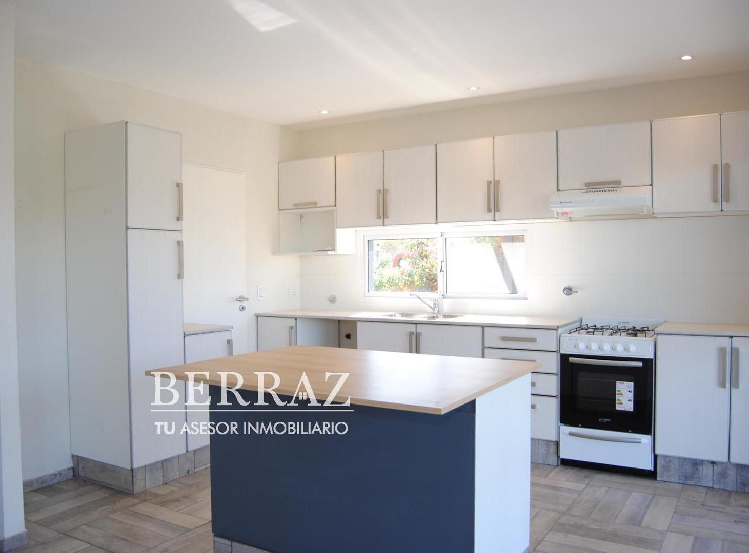 Foto de Casa en venta en barrio San Eduardo Pilar del Este lote de 450 m2, imagen 2