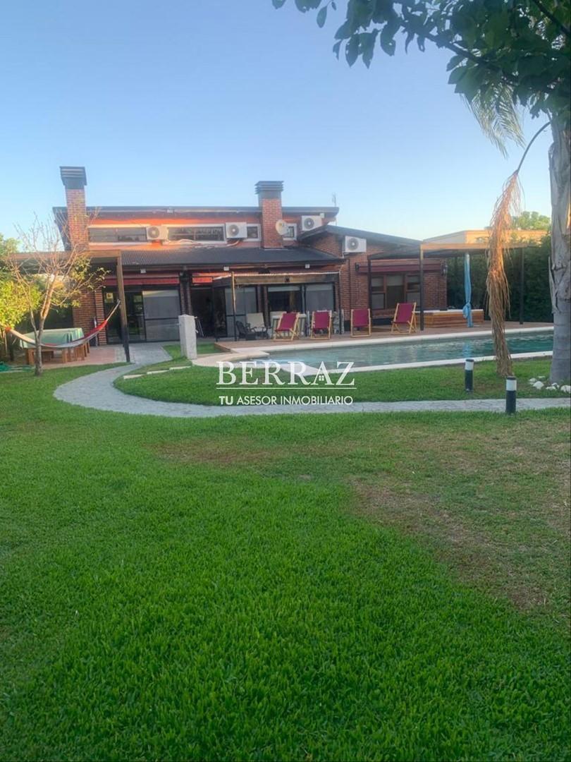 Casa Venta 6 ambientes en CC Altos de Manzanares lote de 1100 Pilar