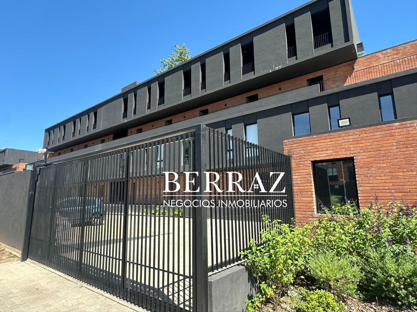 Duplex Venta 2 Dormitorios Condominio UP Pilar 84 m2 Pilar