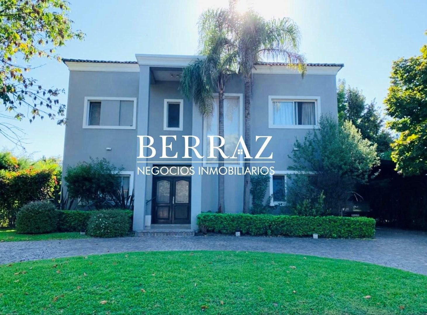 Casa Venta 4 Dormitorios Barrio Saint Matthew´s Lote de 886 m2 Pilar