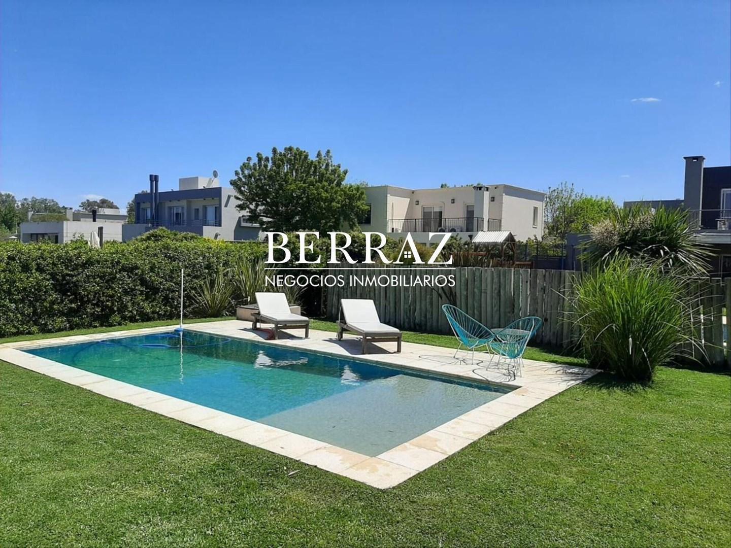 Casa Venta 3 Dormitorios Barrio Los Eucaliptos Lote de 736 m2 Haras Santa Maria
