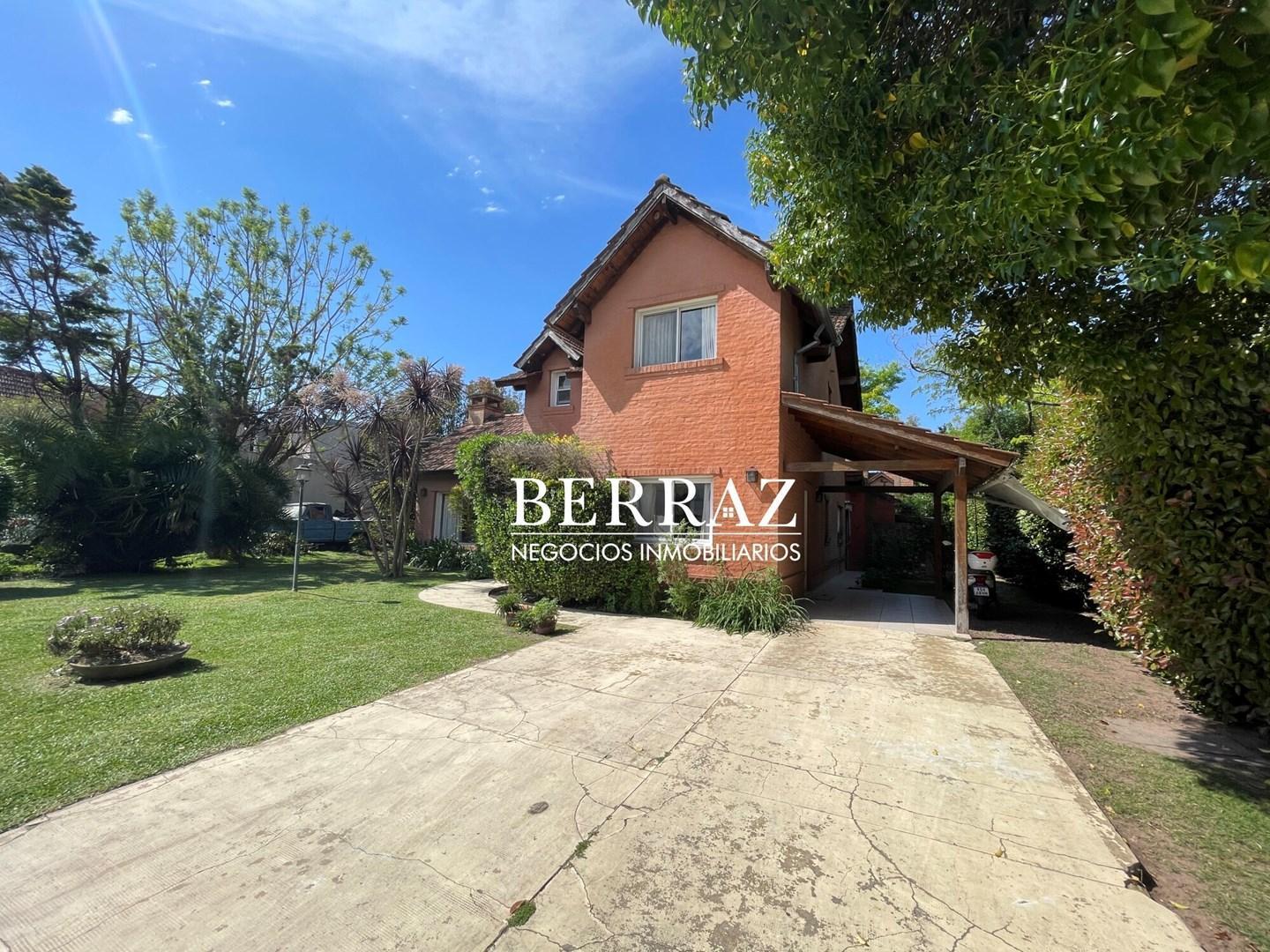Casa Venta 3 Dormitorios Barrio La Delfina, Lote de 600 m2 Pilar