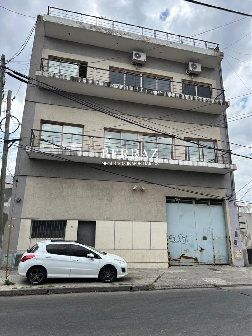 Depósito y 2 Pisos de Oficinas en Venta 890 m2 Villa Lynch , San Martín, GRAN OPORTUNIDAD