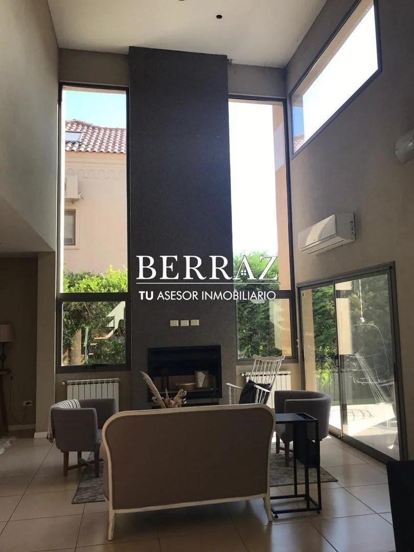 Casa Venta 7 ambientes en La Lomada de Pilar lote de 1000 m2