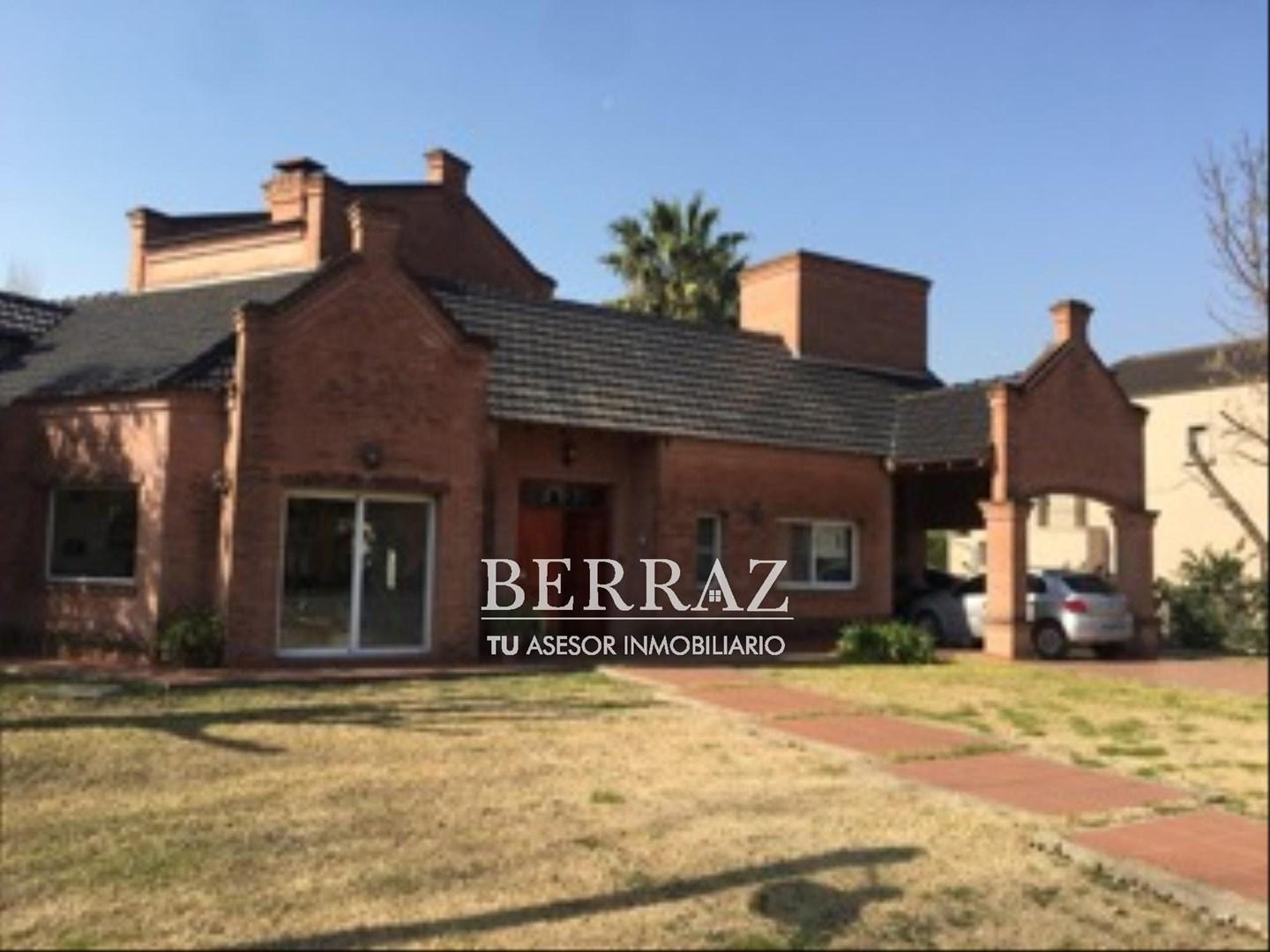 Casa venta 5 ambientes en Campo Grande Pilar lote de 1255 m2