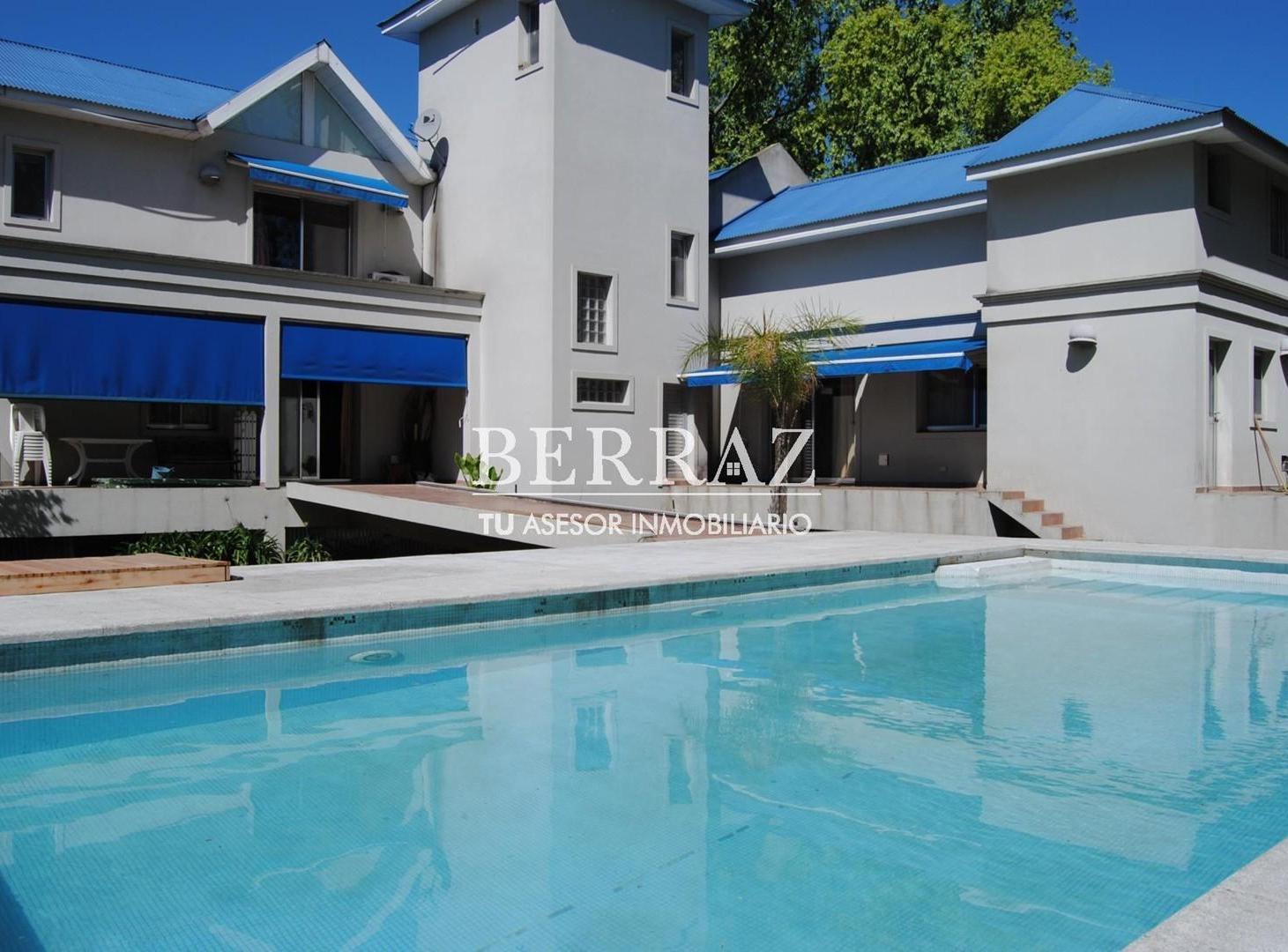 Casa venta 5 ambientes en Campo Grande Pilar lote de 1124,80 m2