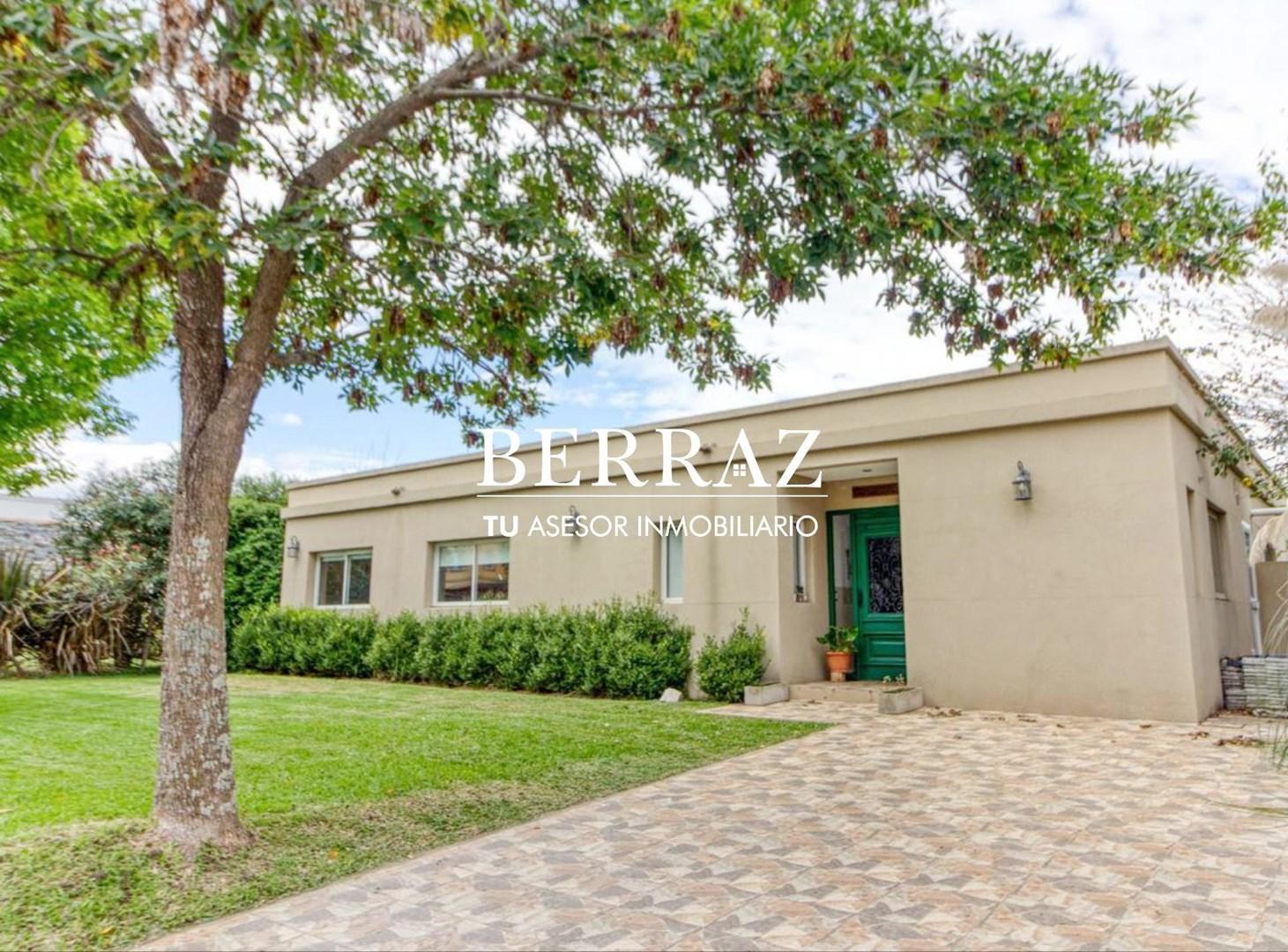 Casa Venta 4 Dormitorios Barrio Los Eucaliptos Lote de 761 m2 Haras Santa Maria