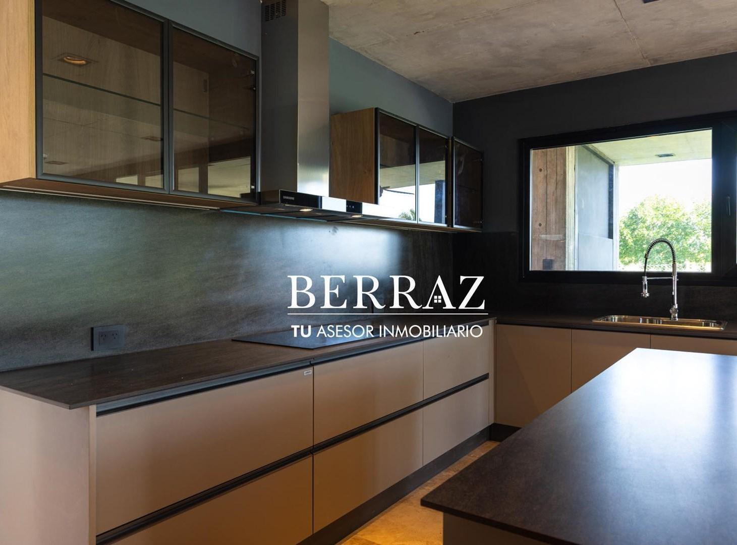 Casa Venta 4 Dormitorios Lagoon Lote de 583 m2 Pilar