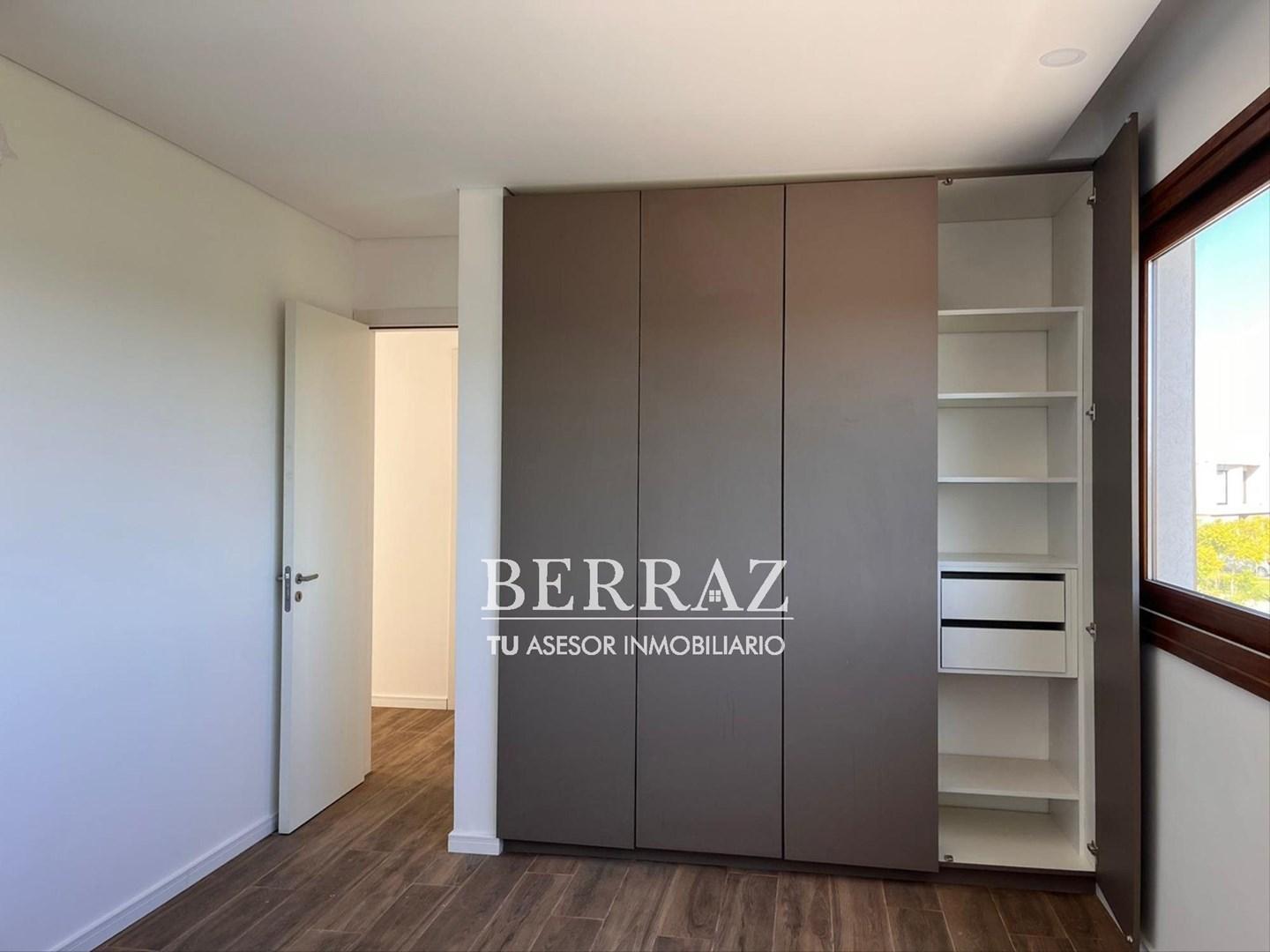 Casa venta 6 ambientes en Castaños lote de 530 m2