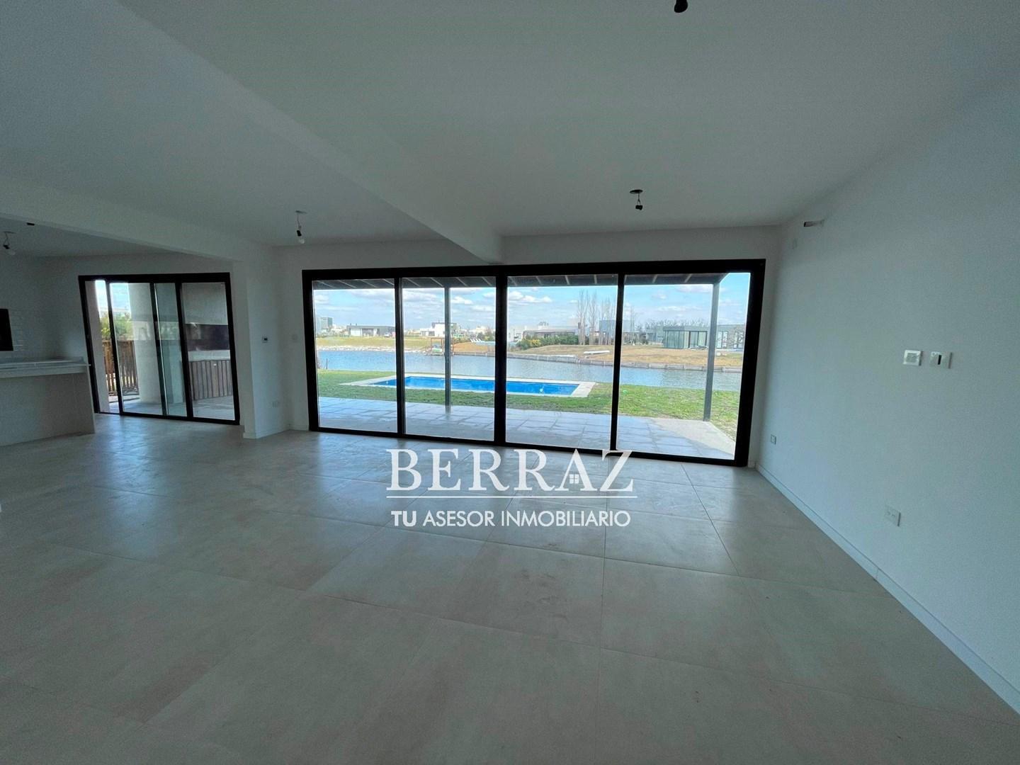 Casa venta 5 ambientes a la laguna en San Sebastián Area 10 Escobar lote de 820 m2