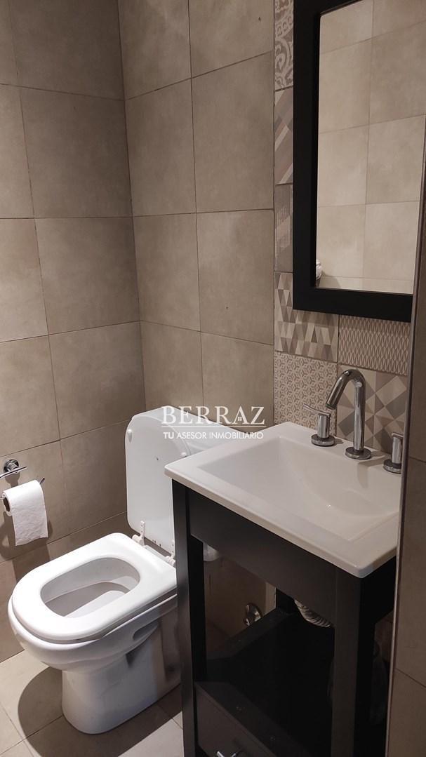 Casa venta 6 ambientes en Santa Guadalupe Pilar del Este 719 m2