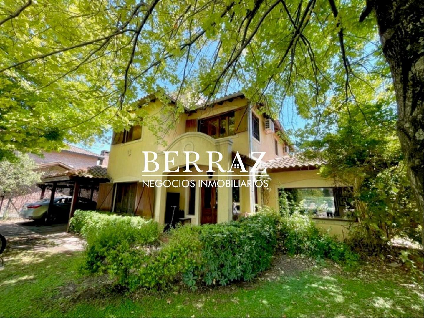 Casa Venta 4 Dormitorios Barrio Santa Silvina Lote de 824 m2 Pilar