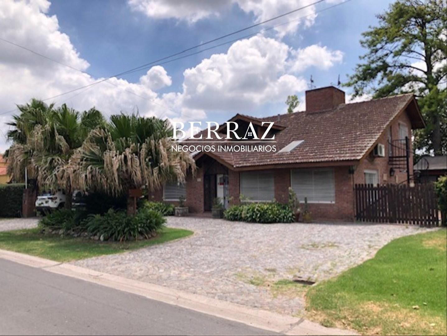 Casa Venta 4 Dormitorios Barrio Mapuche CC Lote de 900 m2 Pilar, Zona Norte