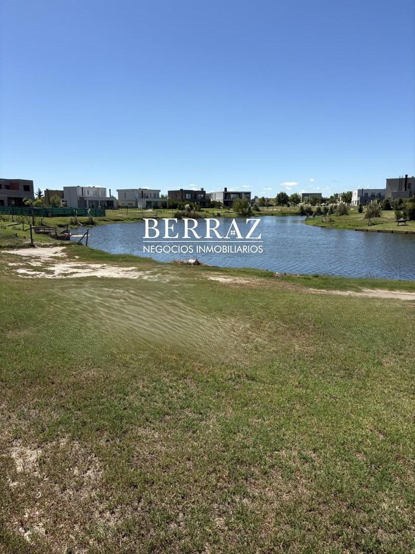 Lote en Venta Barrio El Naudir 858 m2 Escobar