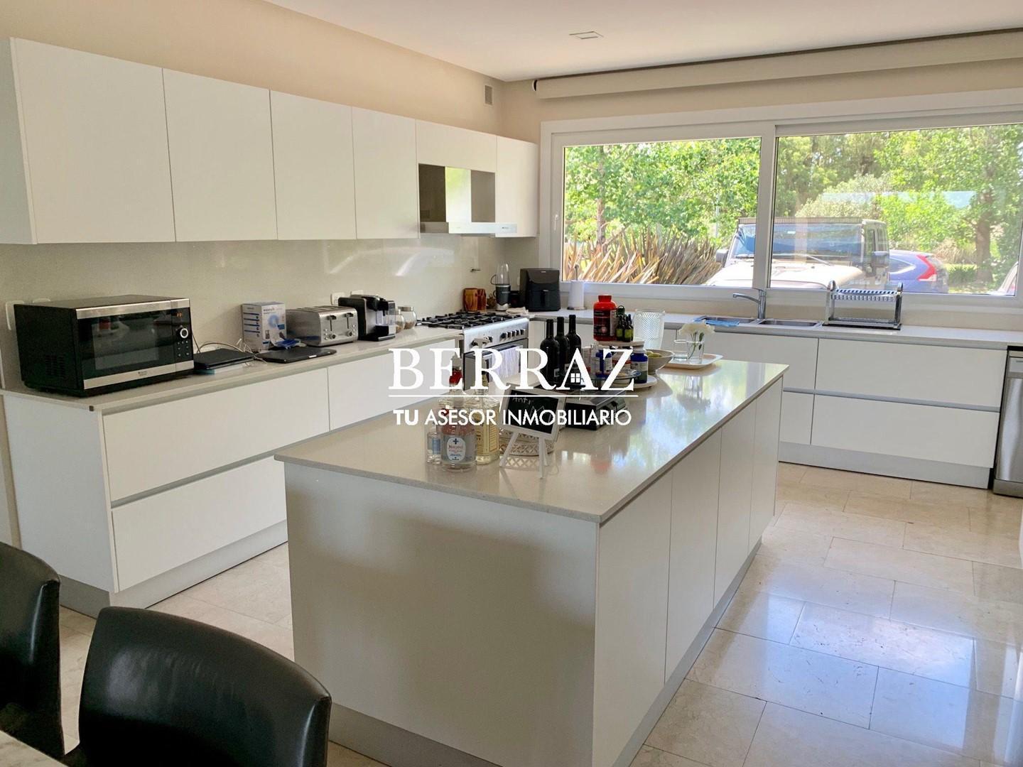 Foto de Casa Venta Ayres De Pilar, imagen 2