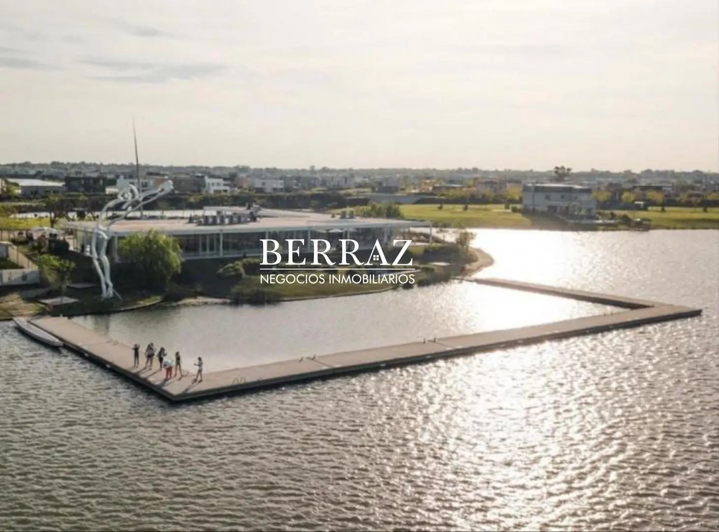Casa Venta 4 Dormitorios Barrio Costas Lote de 872 m2 Puertos del Lago, Escobar 8