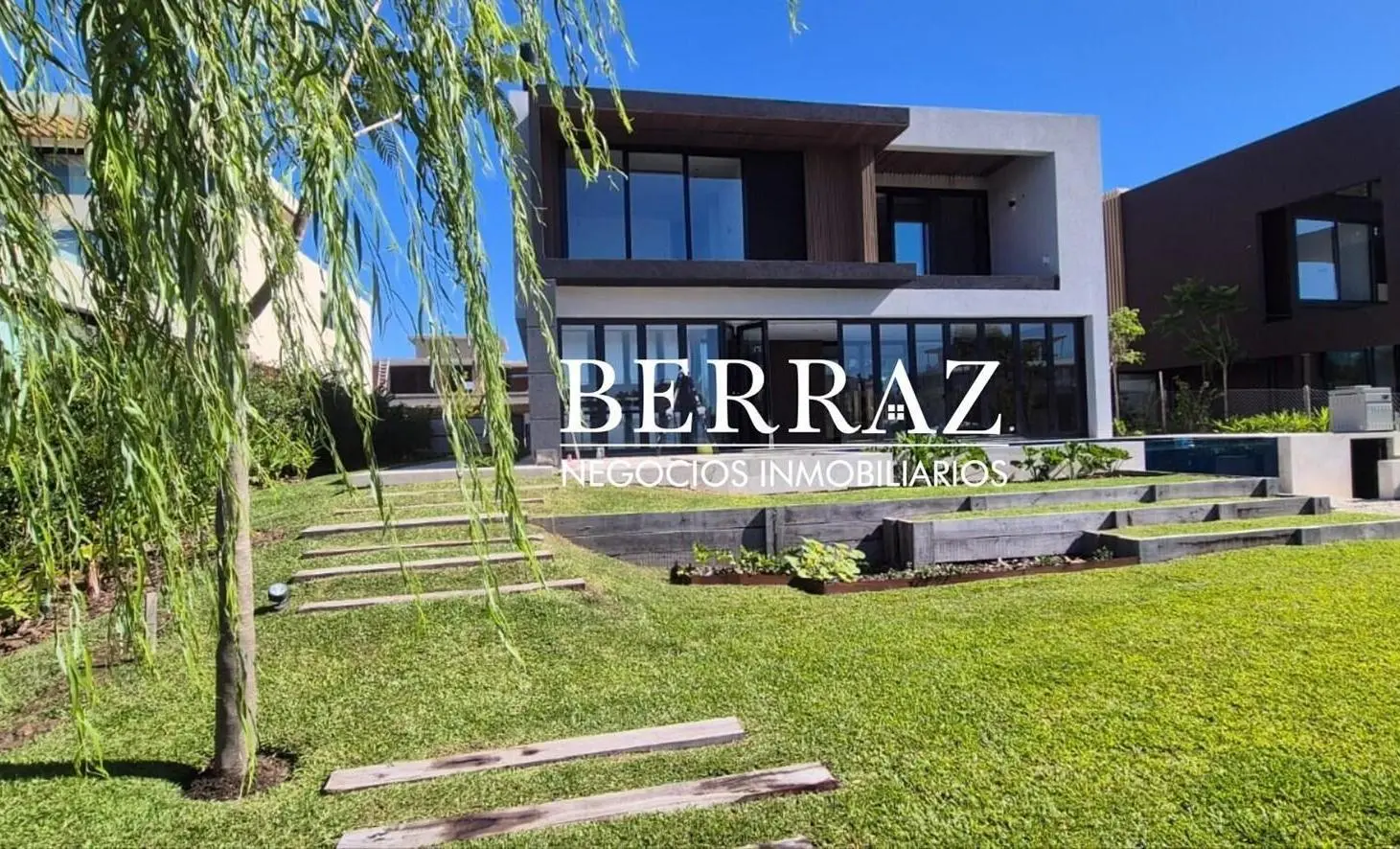 Casa Alquiler 7 ambientes Barrio El Yacht Lote de 908 m2 Nordelta, Tigre 2