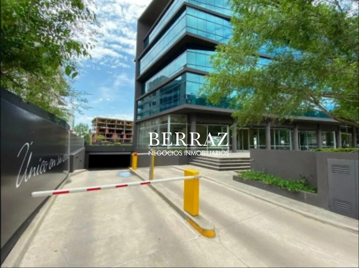 Oficina Alquiler 85 m2 Skyglass 3 , Pilar Zona Norte