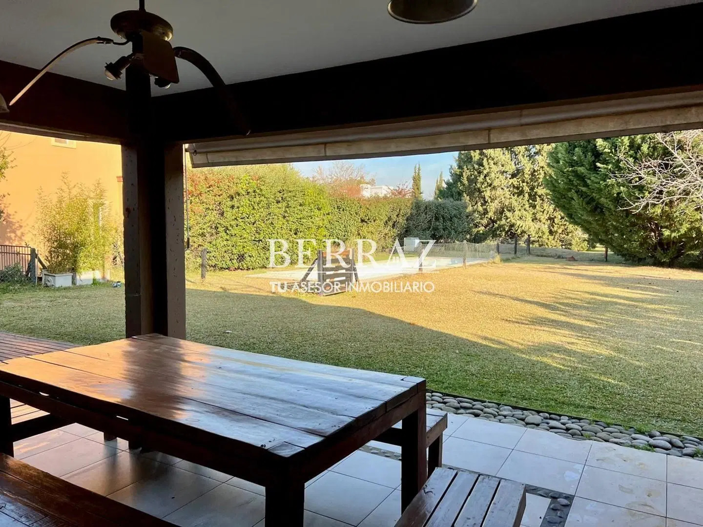 Casa alquiler anual semi amoblado en Ayres de Pilar lote de 980 m2 3
