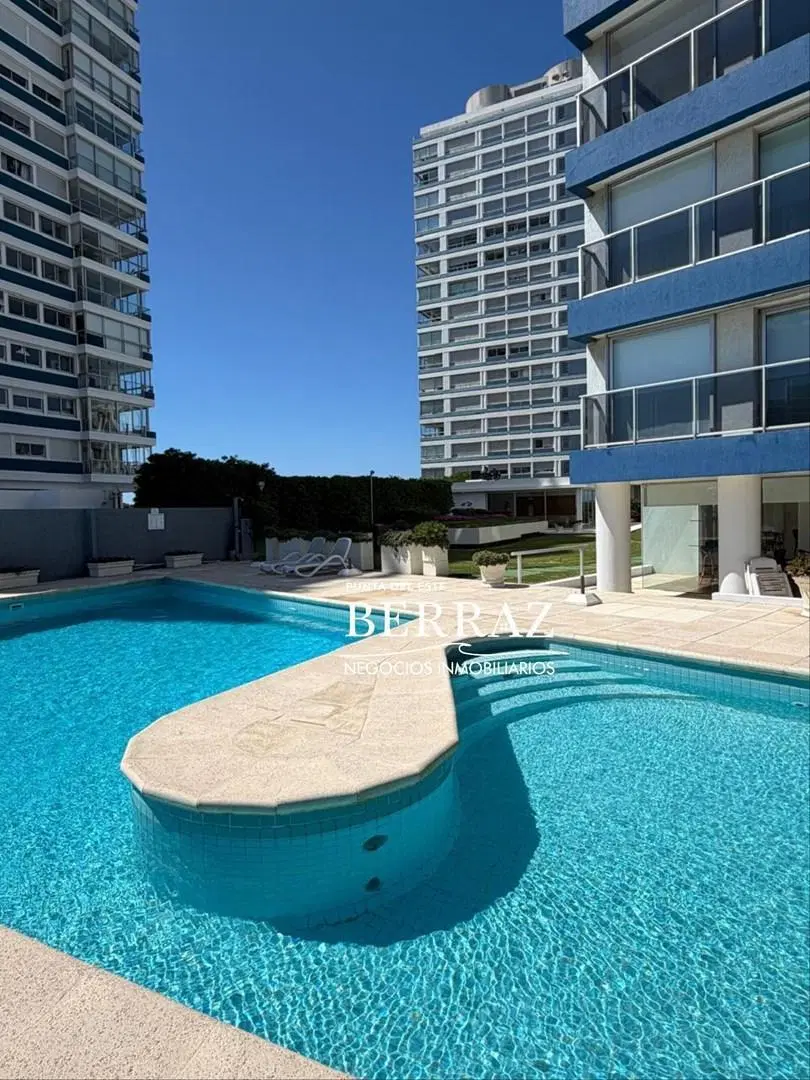 Departamento Alquiler Anual 3 Dormitorios 142 m2 Playa Brava, Punta del Este, Uruguay 4