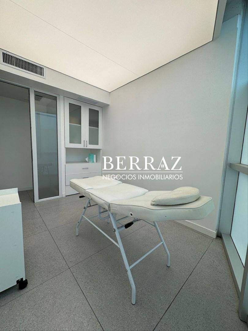 Foto de Oficina en Alquiler, 3 Despachos 100 m2 Sky Glass II , Pilar Zona Norte, imagen 2