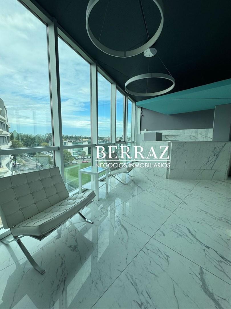 Oficina en Alquiler, 3 Despachos 100 m2 Sky Glass II , Pilar Zona Norte