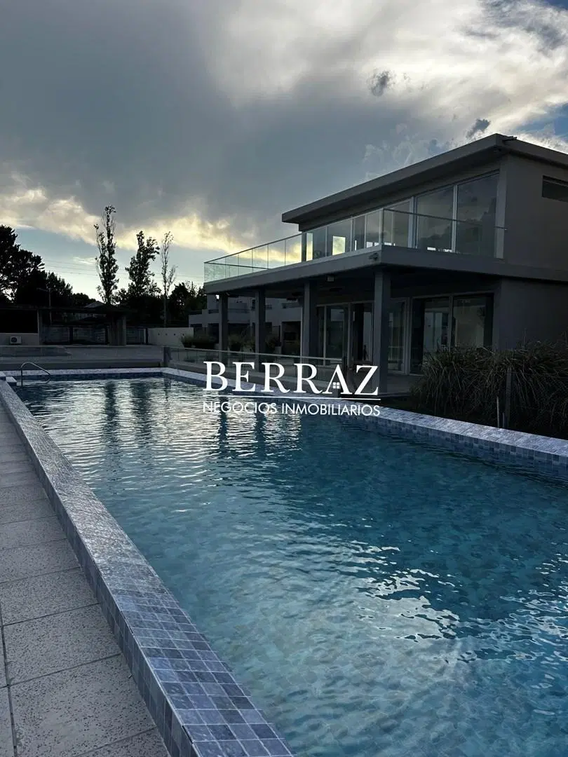 Duplex Venta 3 Dormitorios Chic Village 222 m2 , Pilar, Zona Norte 2