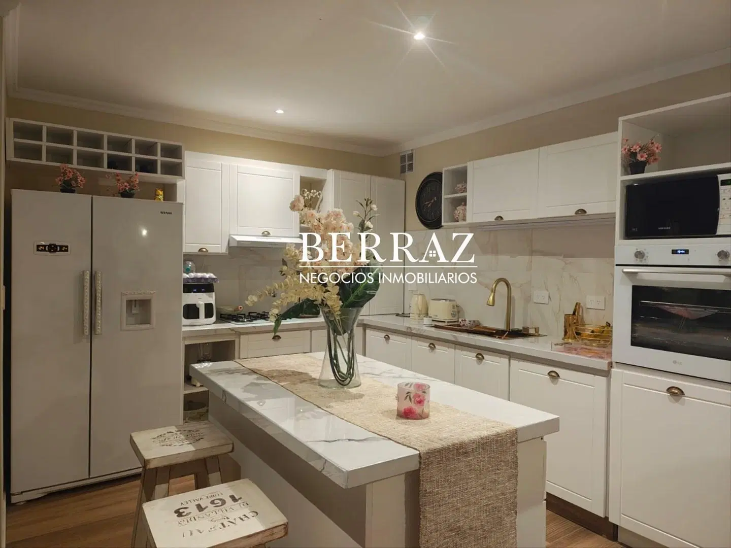 Casa Venta 4 Dormitorios Barrio San Ramón Lote de 525 m2 Pilar del Este 2