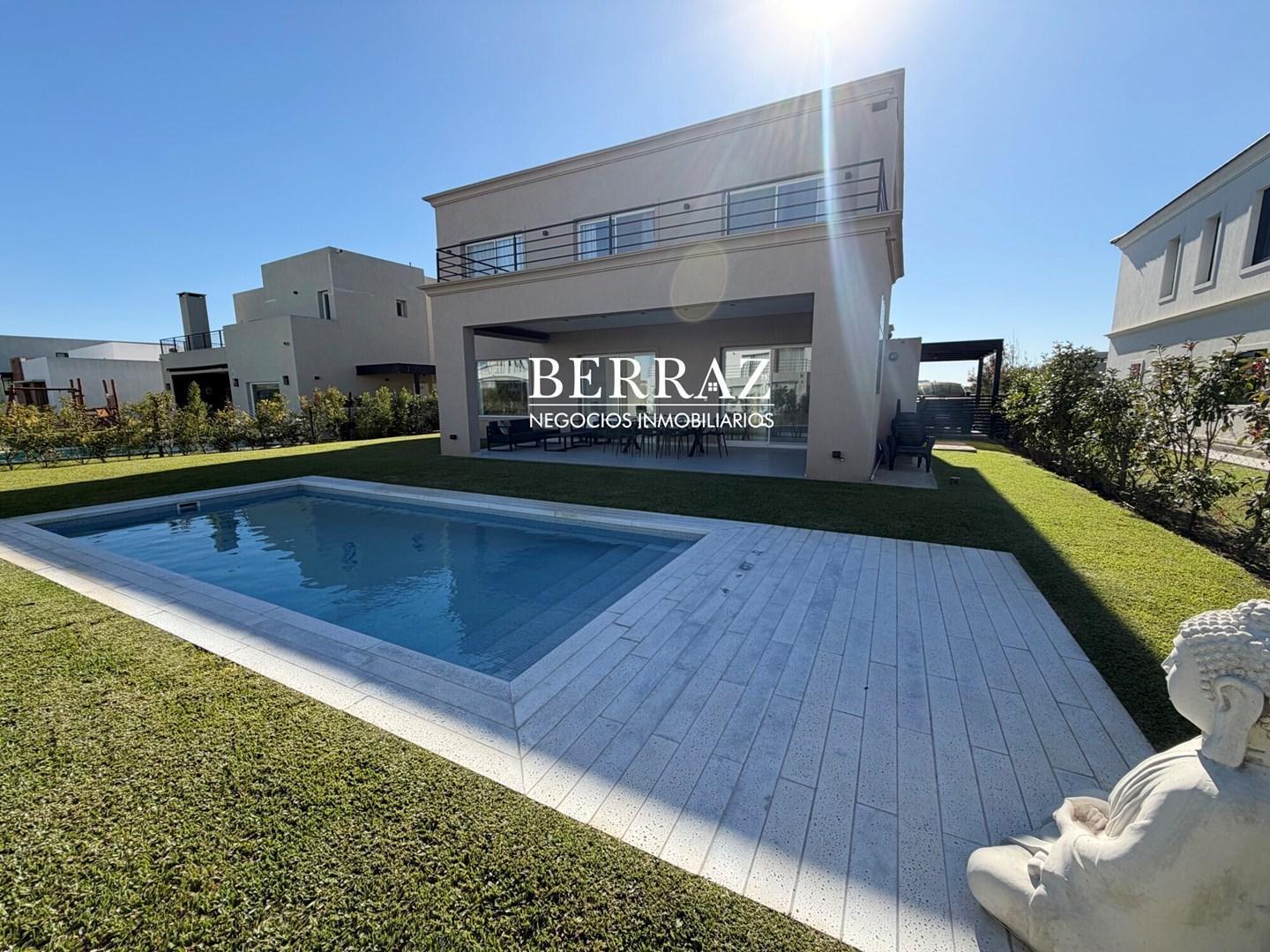 Casa Alquiler 6 Ambientes Barrio Riberas Lote de 700 m2 Puertos De Escobar
