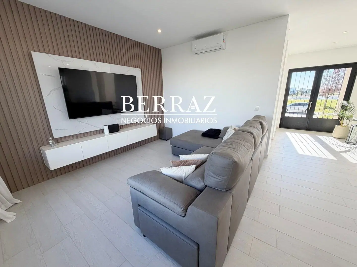Casa Alquiler 6 Ambientes Barrio Riberas Lote de 700 m2 Puertos De Escobar 5