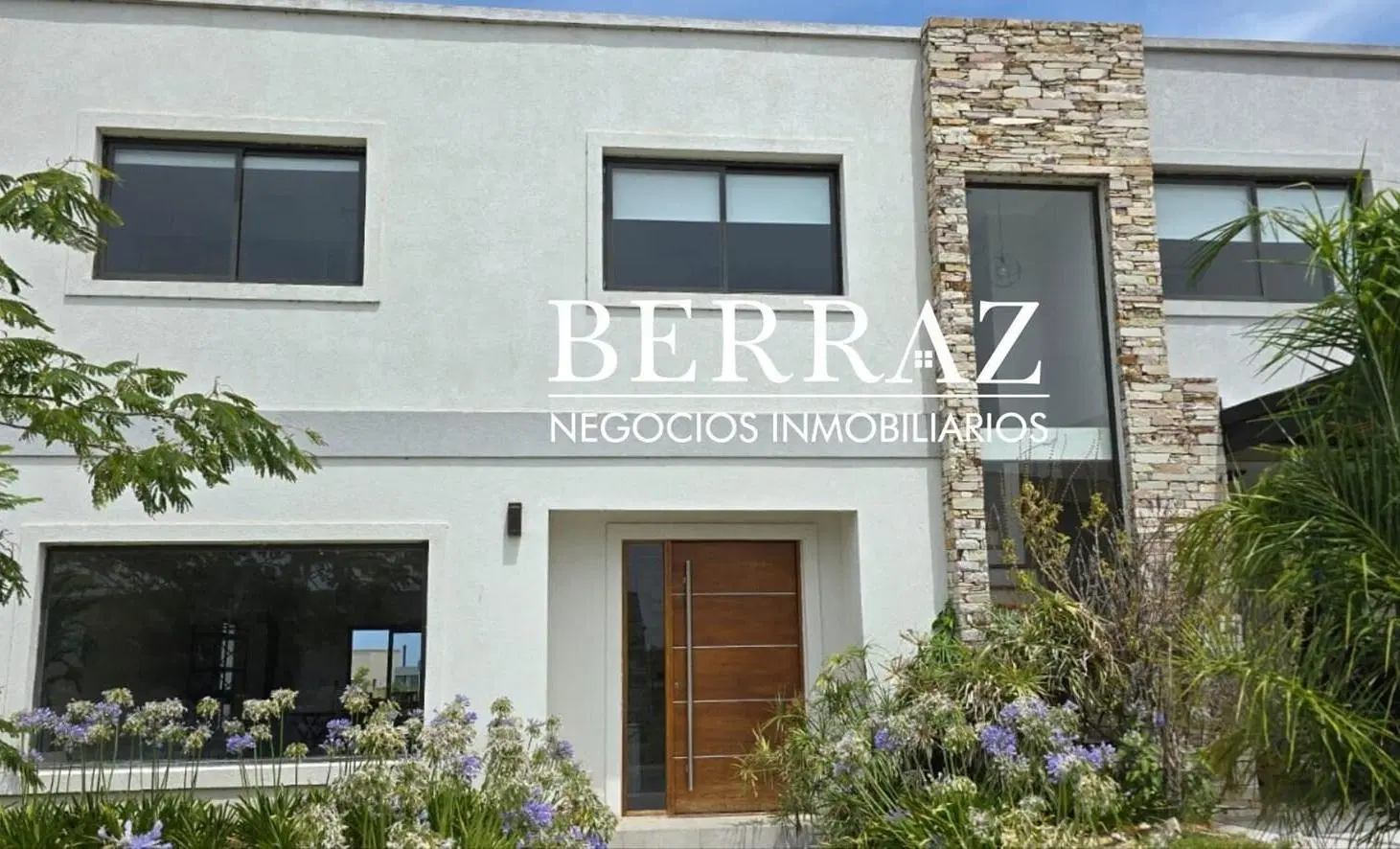 Casa Alquiler Amoblado 5 Dormitorios Barrio San Sebastián Lote de 857 m2 Escobar 5