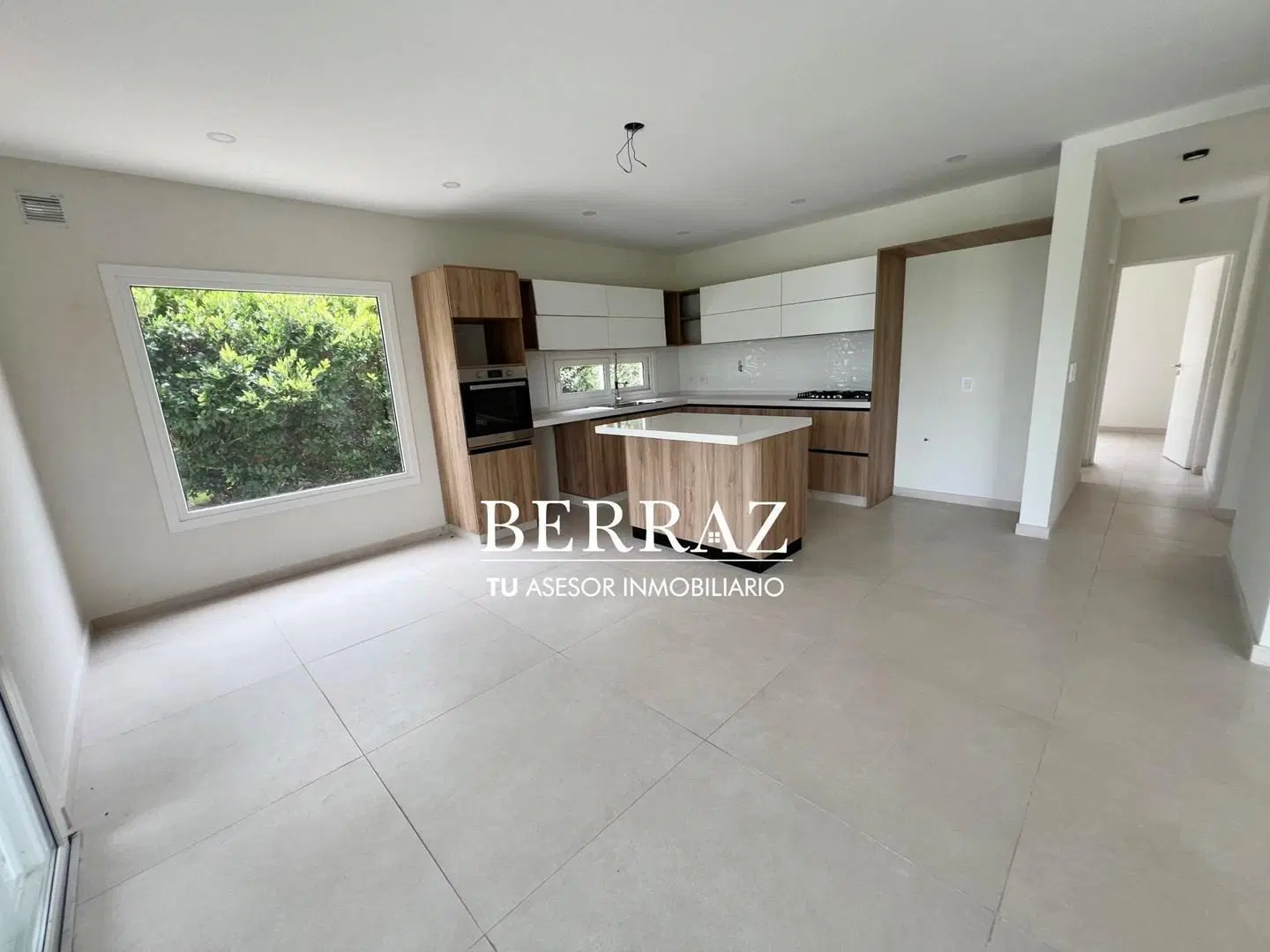 Casa Alquiler 4 Dormitorios Haras Santa Maria Lote de 1081 m2 Escobar 5
