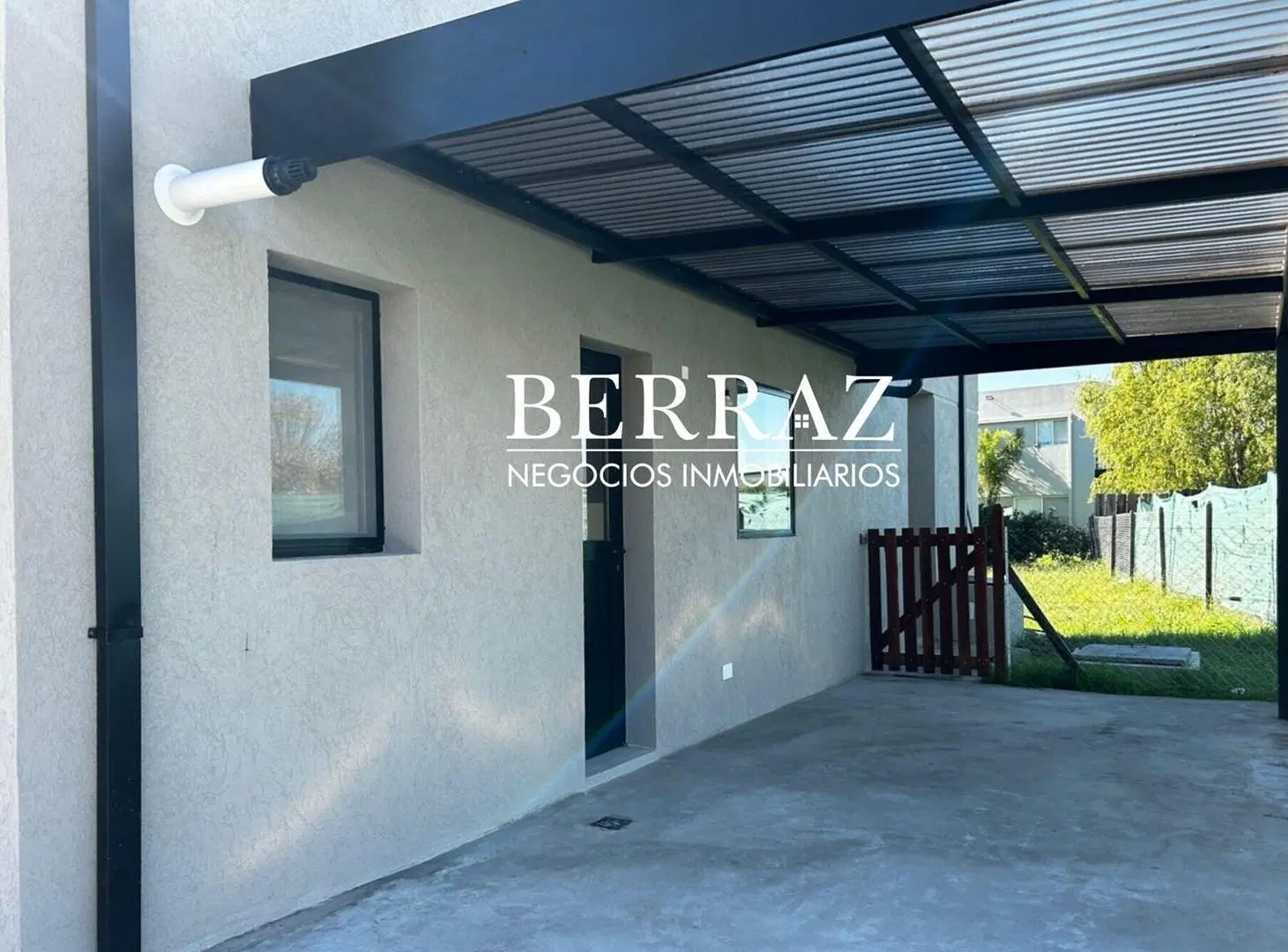 Casa Venta 3 Dormitorios Barrio El Canton Golf Lote de 806 m2 Escobar 3
