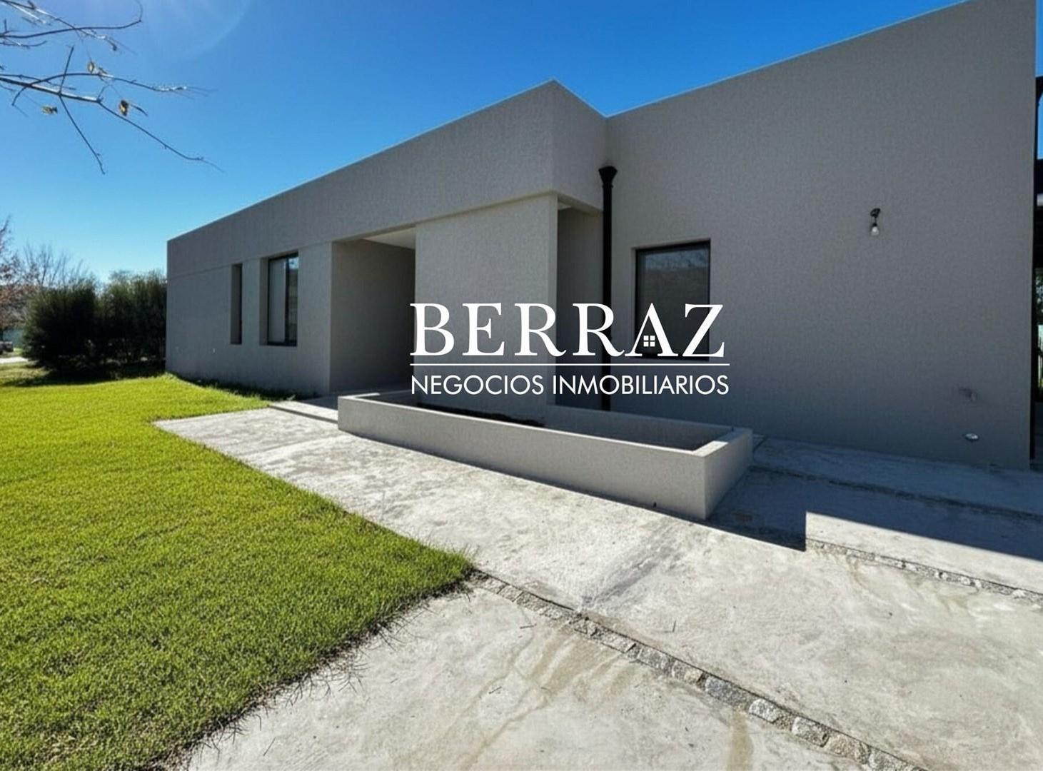 Casa Venta 3 Dormitorios Barrio El Canton Golf Lote de 806 m2 Escobar