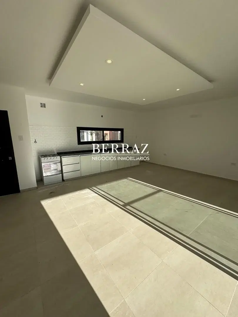 Casa Venta 5 ambientes Barrio San Ramón Lote de 480 m2 Pilar del Este 3