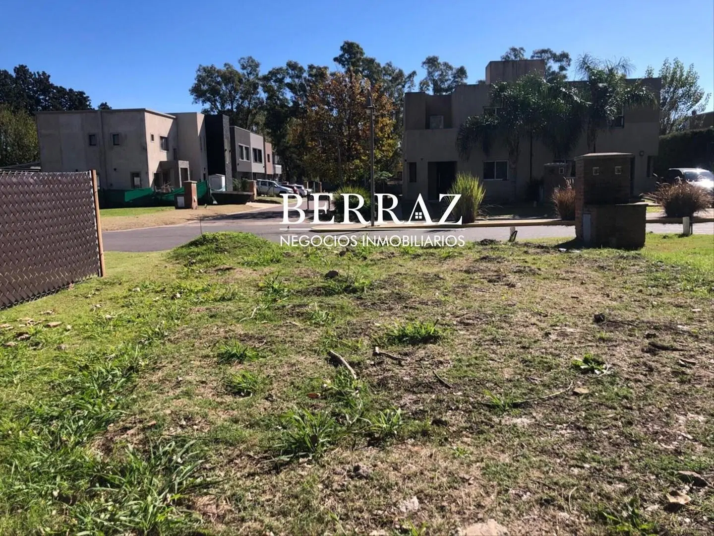 Lote en Venta 200 m2 Barrio La Josefina, Pilar 2