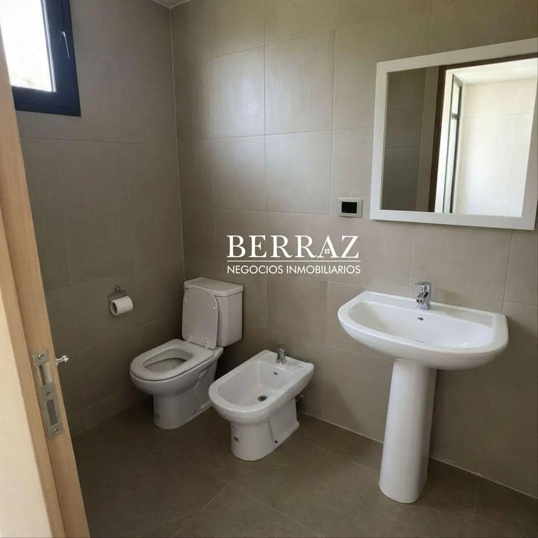 Casa Venta 3 Dormitorios Barrio Los Eucaliptos Lote de 734 m2 Haras Santa Maria, Escobar 4