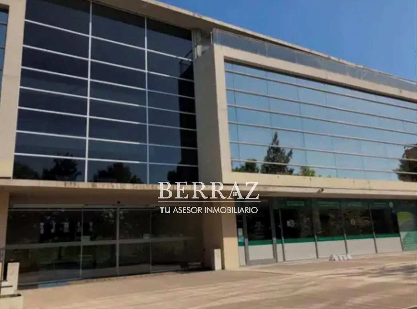 Oficina alquiler anual 1 ambiente en Edificio Polo II Pilar 45 m2 2