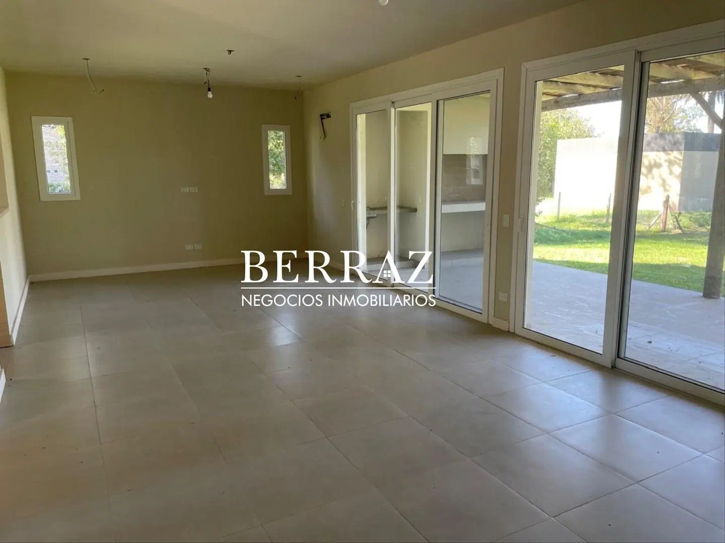 Casa Venta 3 Dormitorios Barrio Santa Clara Lote de 715 m2 Manzanares, Pilar 3