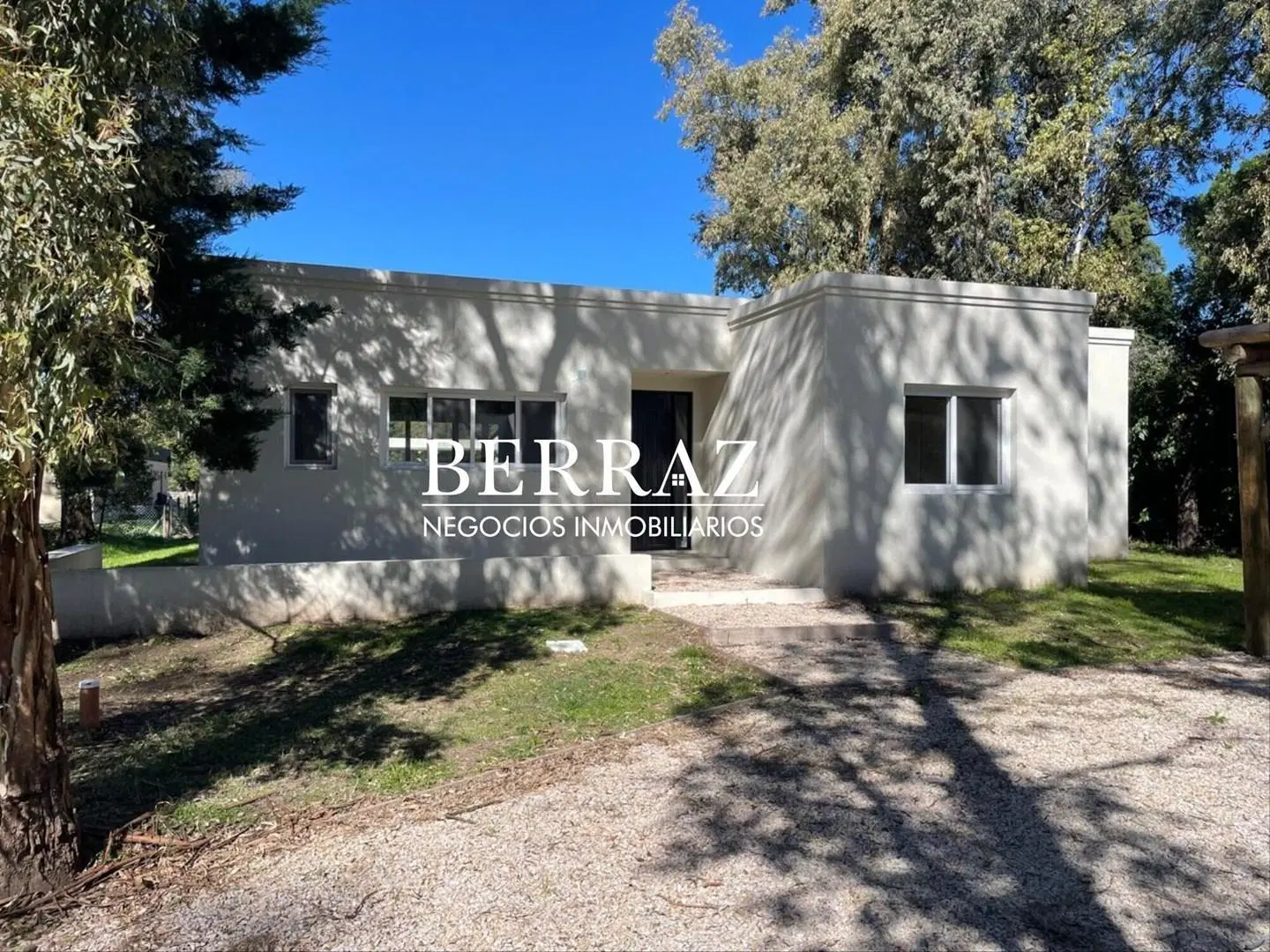 Casa Venta 3 Dormitorios Barrio Santa Clara Lote de 715 m2 Manzanares, Pilar 2