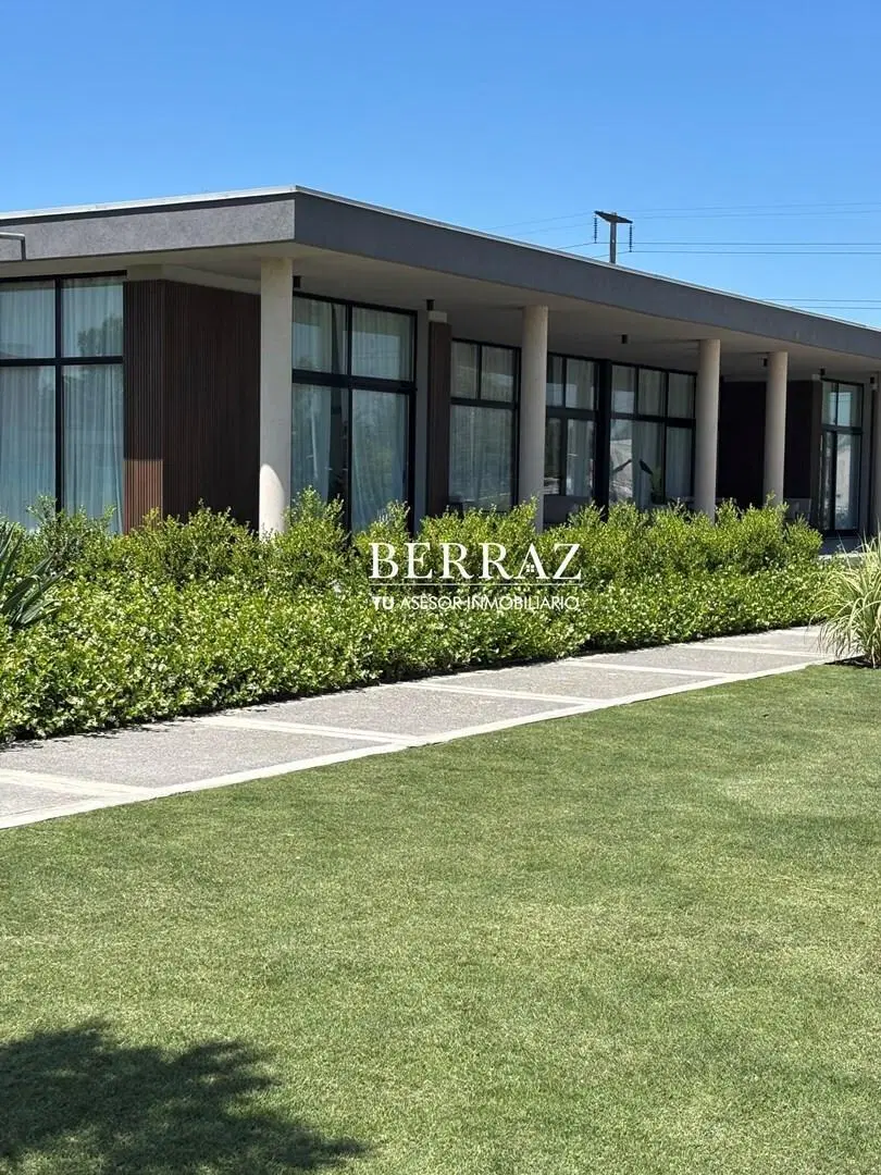 Casa Venta 5 Dormitorios Barrio Los Cardos Lote de 655 m2 Pilar, Zona Norte 5